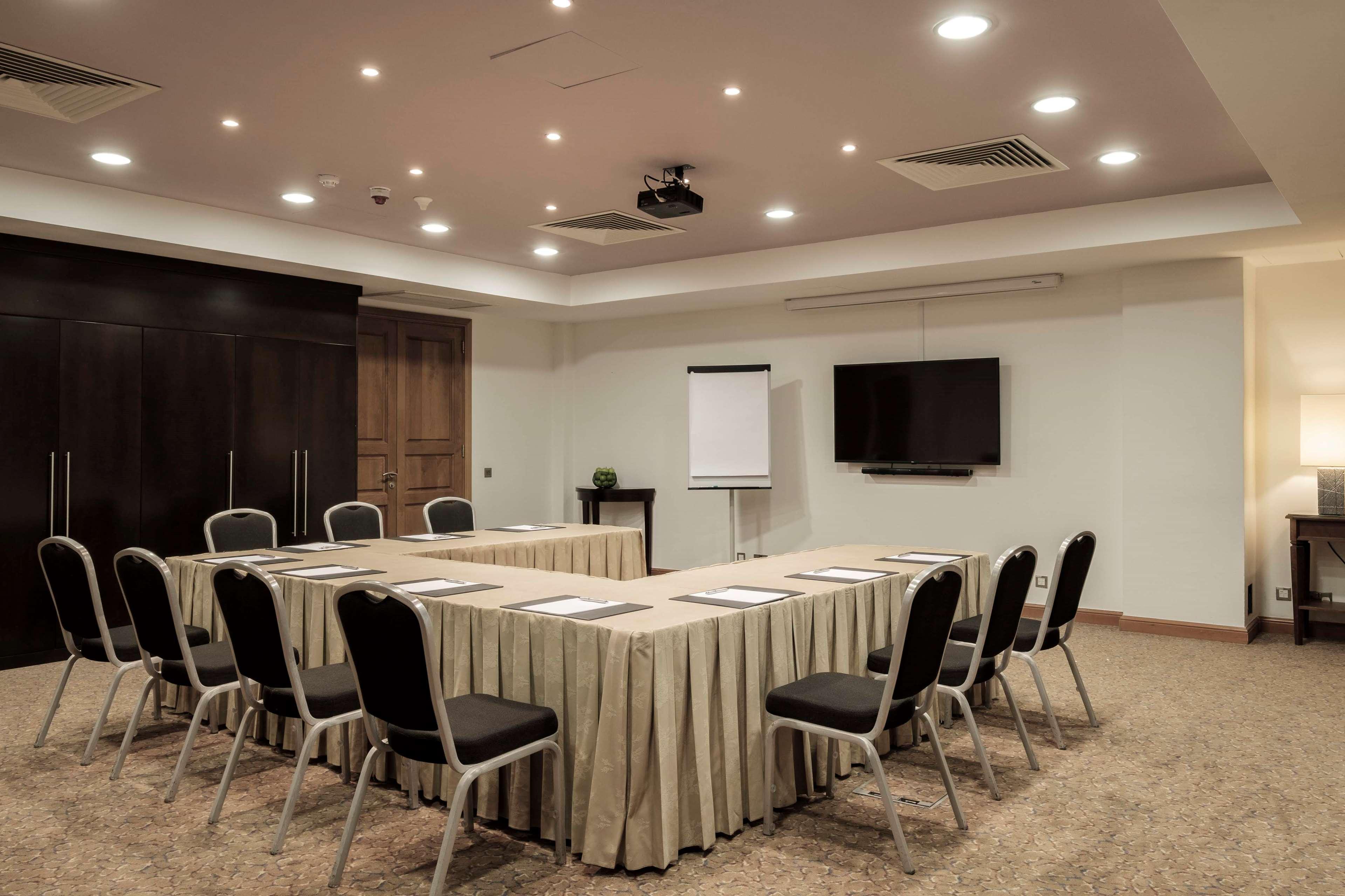 Radisson Blu Resort & Spa, Malta Golden Sands Mellieħa Esterno foto Meeting room