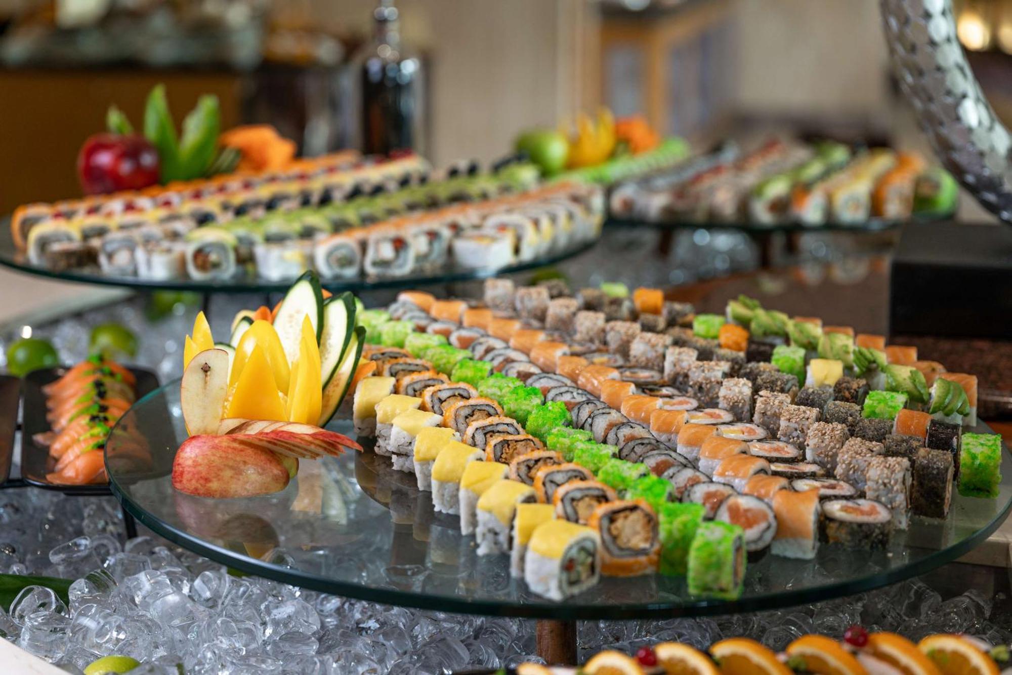 Radisson Blu Resort & Spa, Malta Golden Sands Mellieħa Esterno foto Sushi